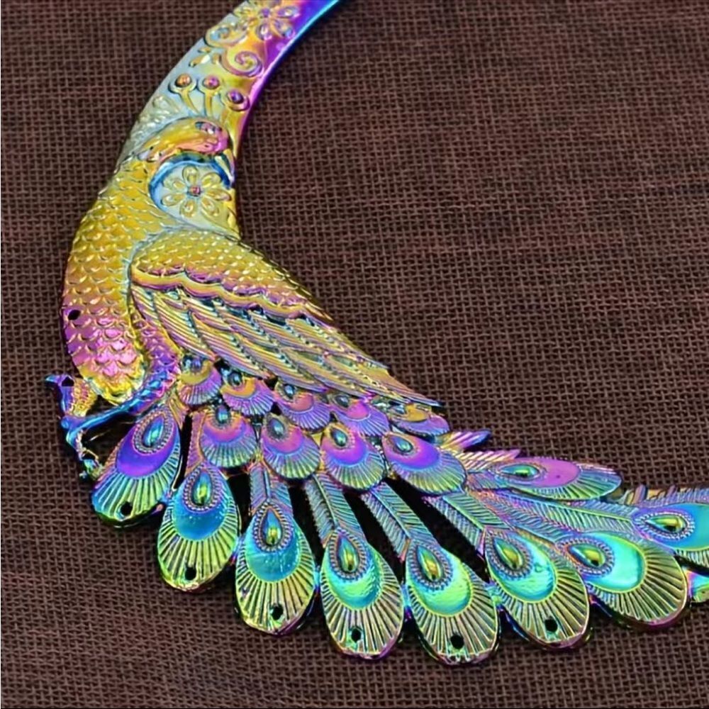 Two for price of one peacock-comb set& beautiful collar necklace - Picture 6 of 11